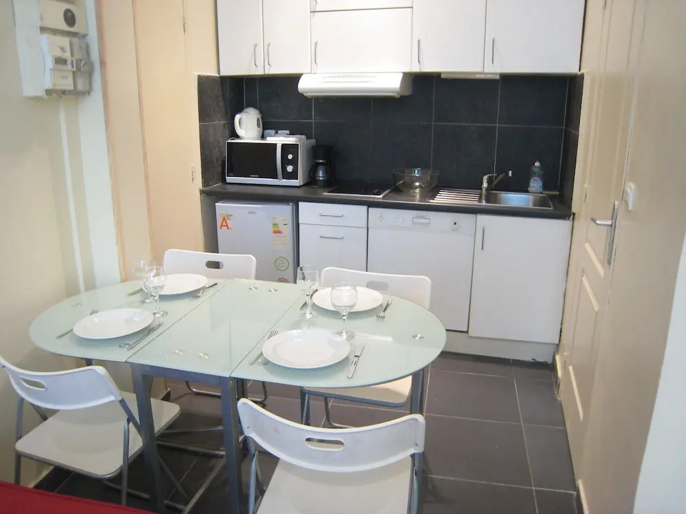 Apartment Aboukir 4