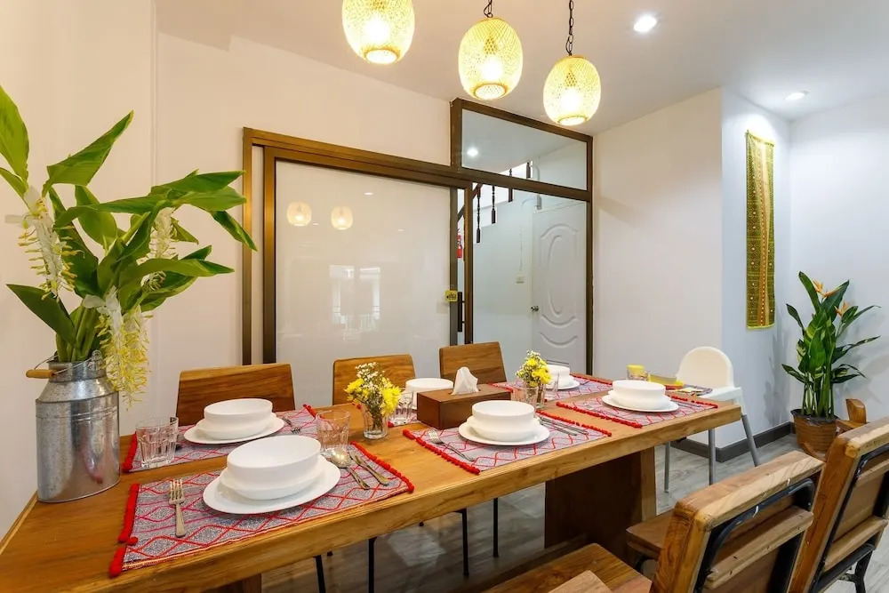 Singharaj House