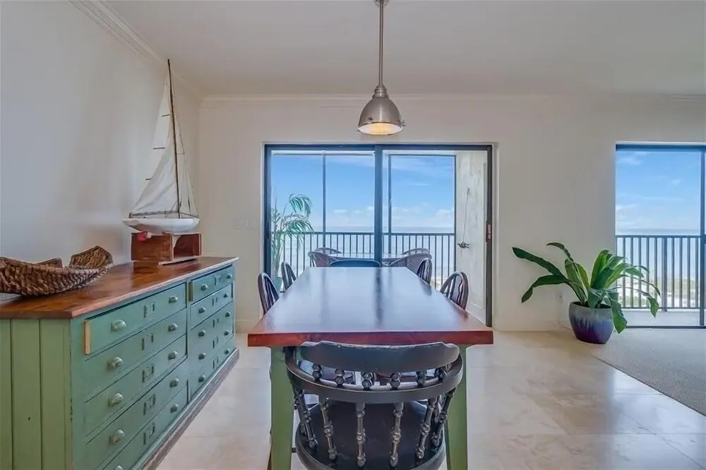 Sea Oats 217 2 Bedroom Home by RedAwning