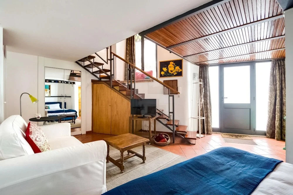 Charming Flat 1 Minute on Foot From Colosseum