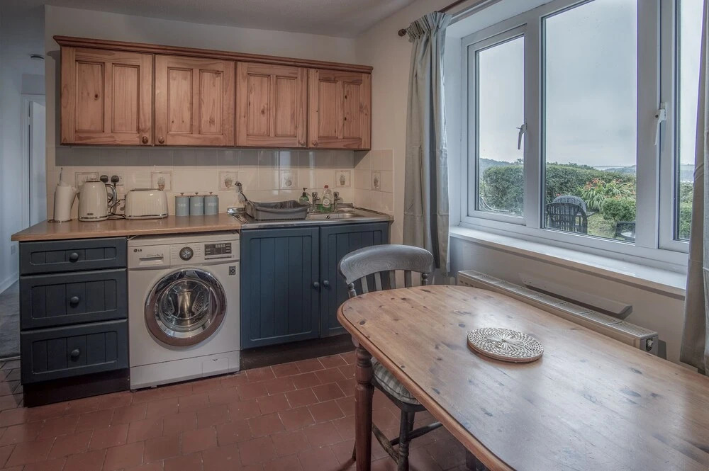 Wayside Cottage - 3 Bedroom - Cosheston