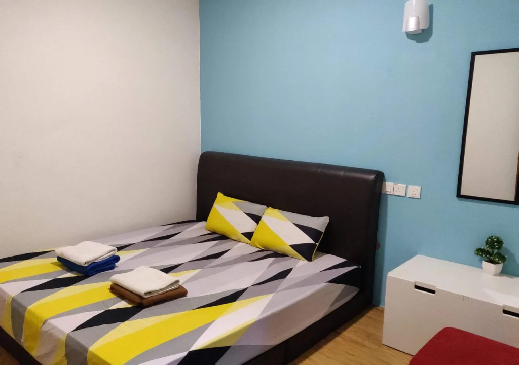 SPOT ON 90236 Zigzag Travellers Home - Hostel