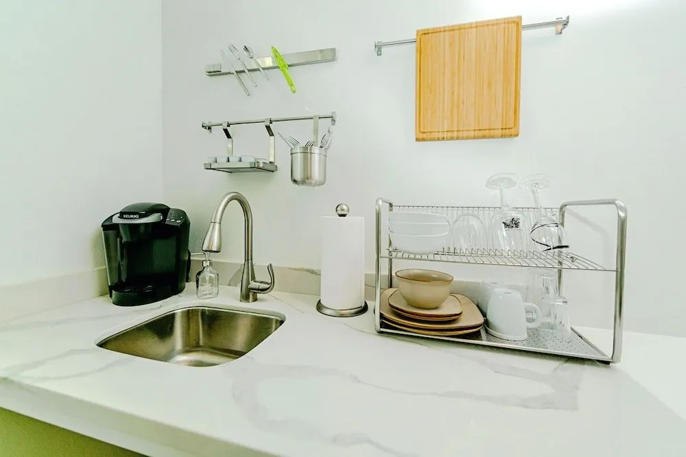 Montrose Guesthouse Suites