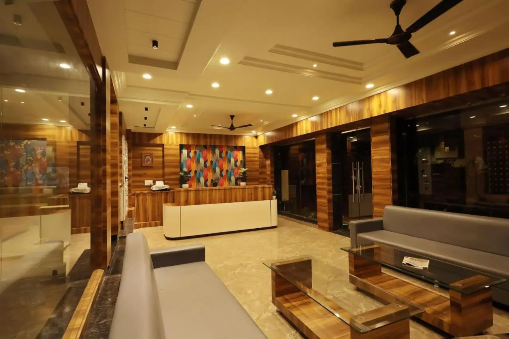Hotel Sparkle Inn