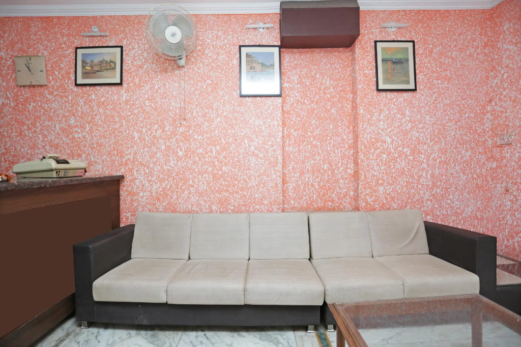 OYO Flagship 3071 Hotel Kamesh Hut