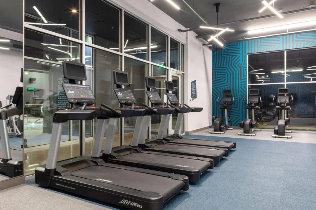 Aloft by Marriott Dallas Arlington South