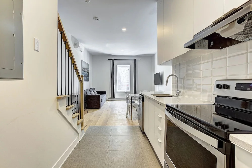Destination Stays Little Burgundy DT MTL