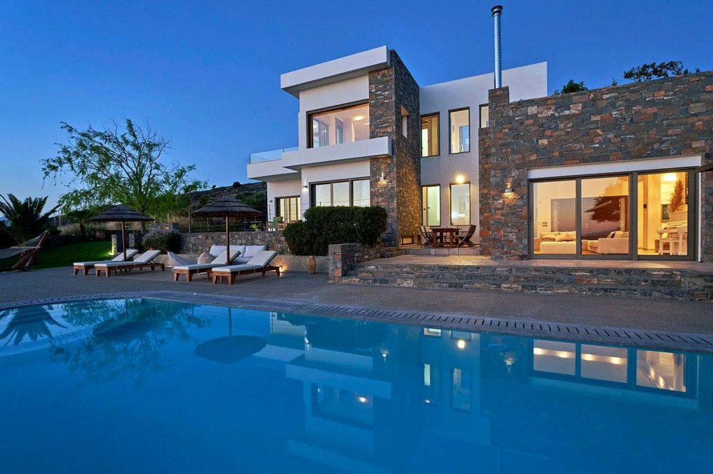 Breathtaking Views 4 bedroom villa