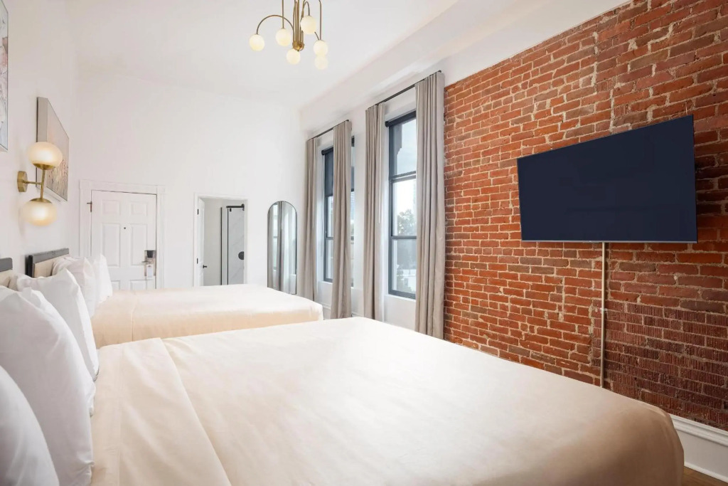 The Beau Hotel Downtown San Diego Gaslamp Quarter
