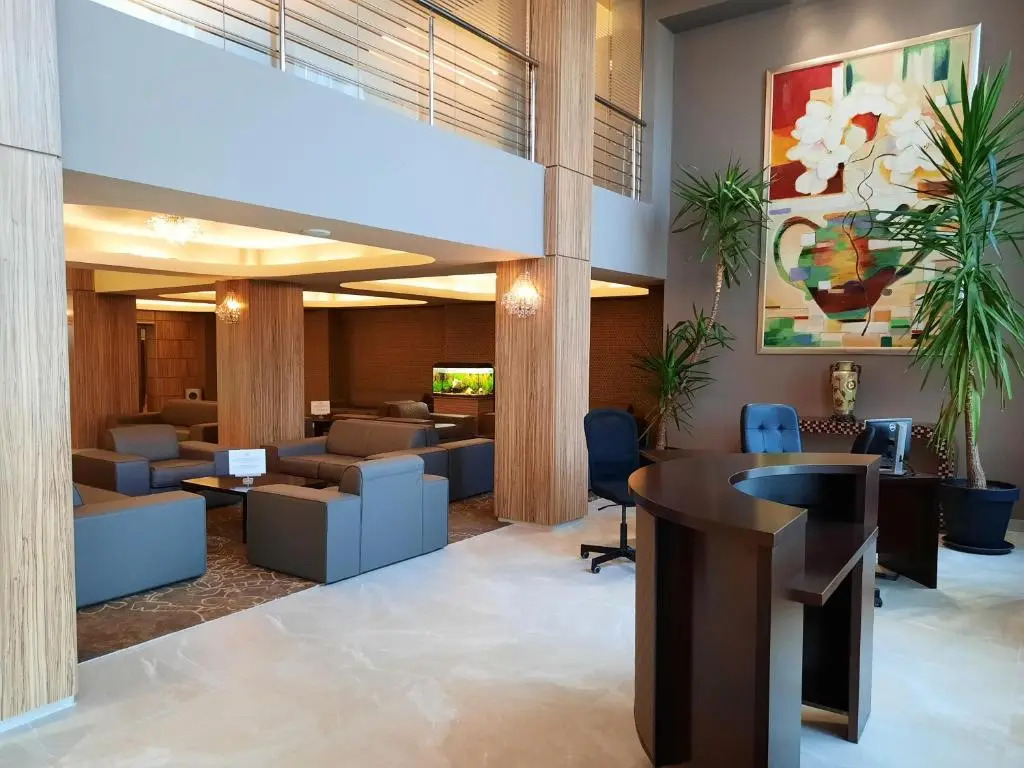 RIN Airport Hotel