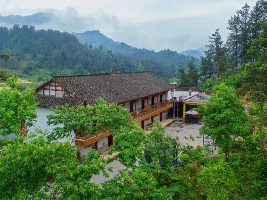 Hansu Jingshui Shanju Hotel (Zhangjiajie Yangjiajie Ticket Station)