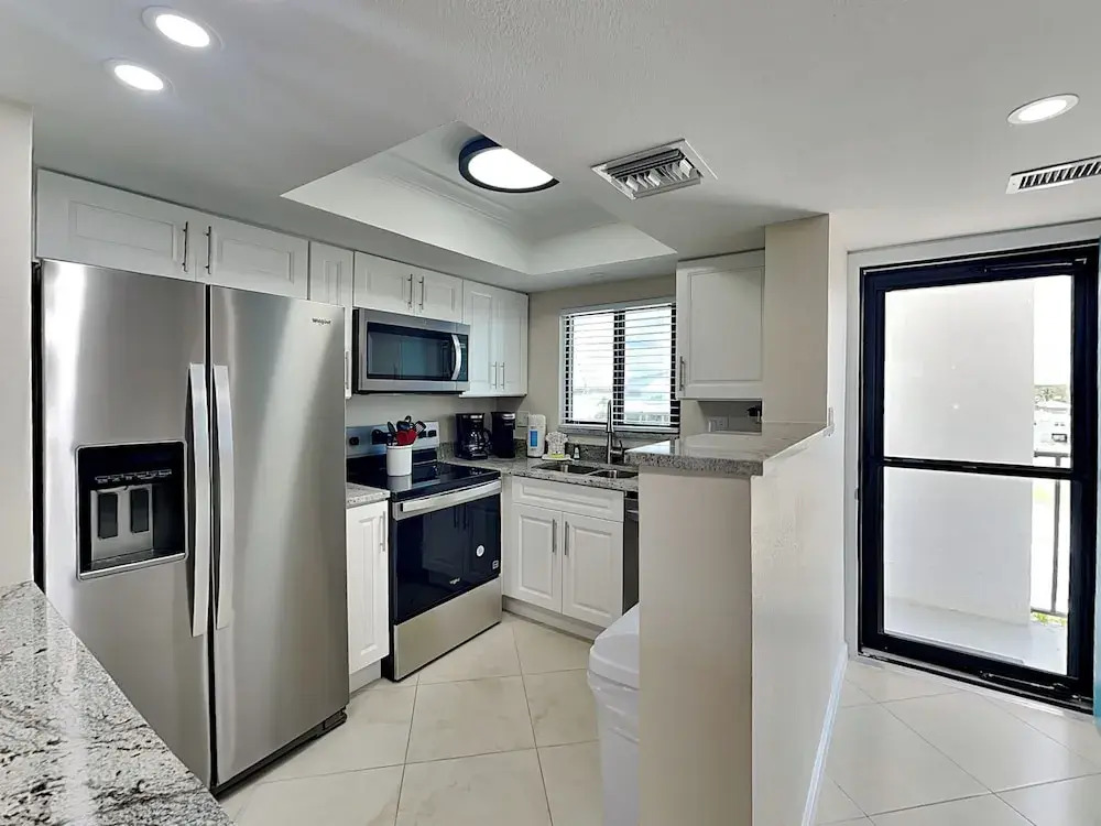 Seaside 4 by Distinctive Beach Rentals