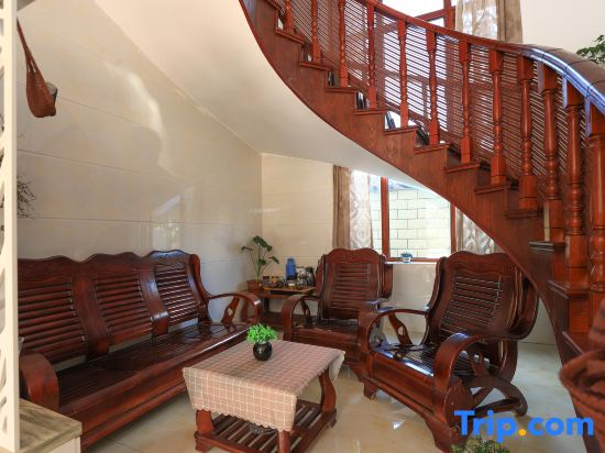 Shanghai Jiating Fengmingju Homestay