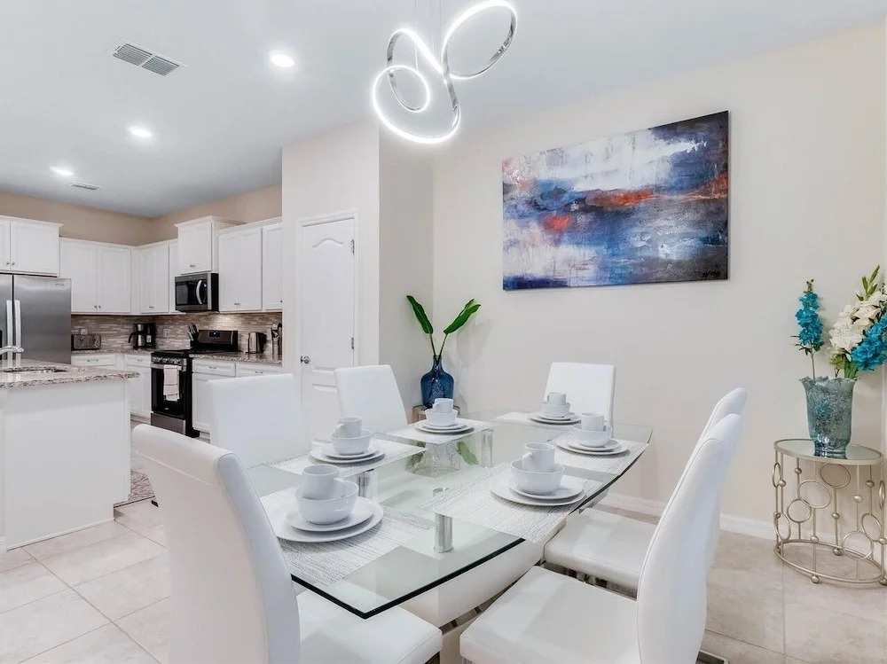 5 Bed Bliss At Solterra By Shine Villas 121