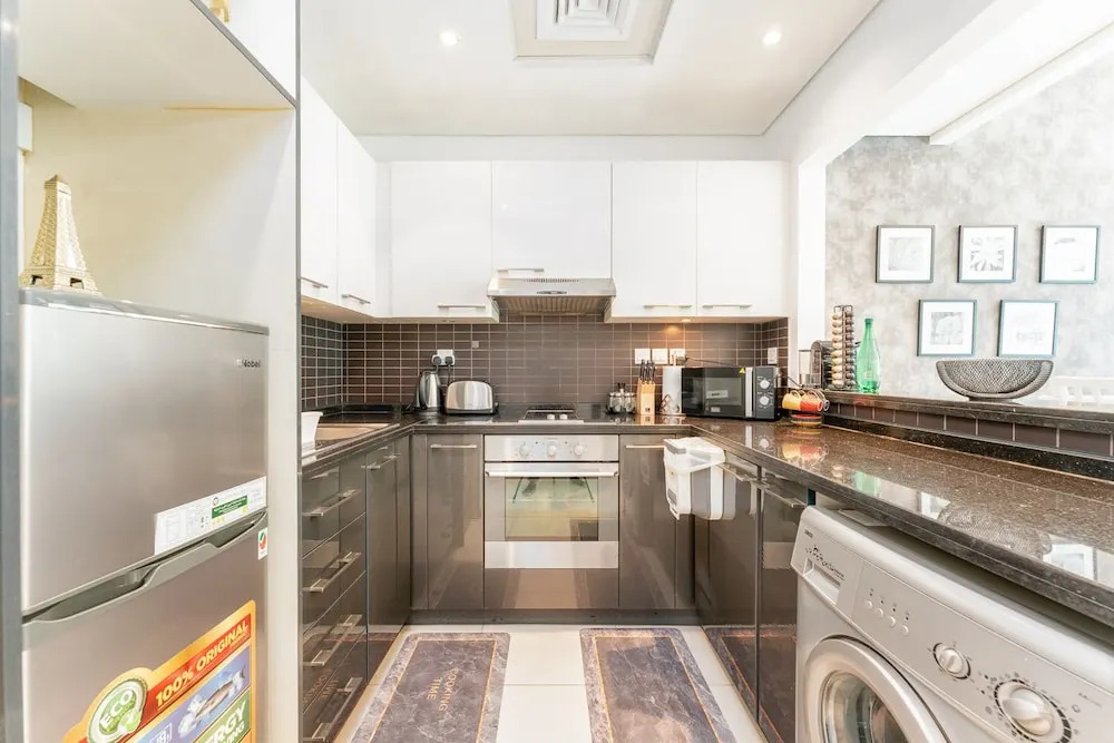 Lux Holiday Home Dubai Silverene Studios