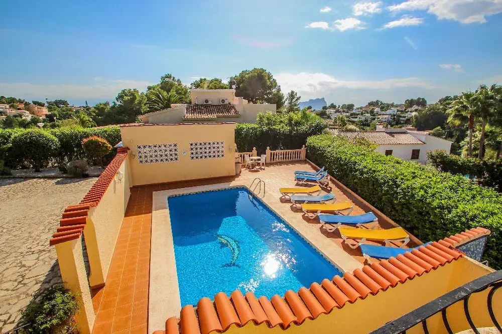 Simon - pretty holiday property with private pool in Benissa