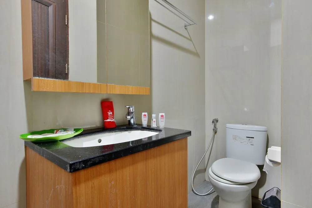 ZEN Rooms Basic Kelapa Dua Kebon Jeruk