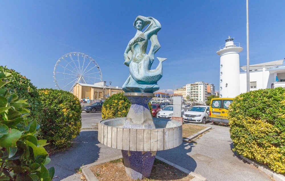 Beautiful Apartment in Viareggio With 2 Bedrooms and Wifi