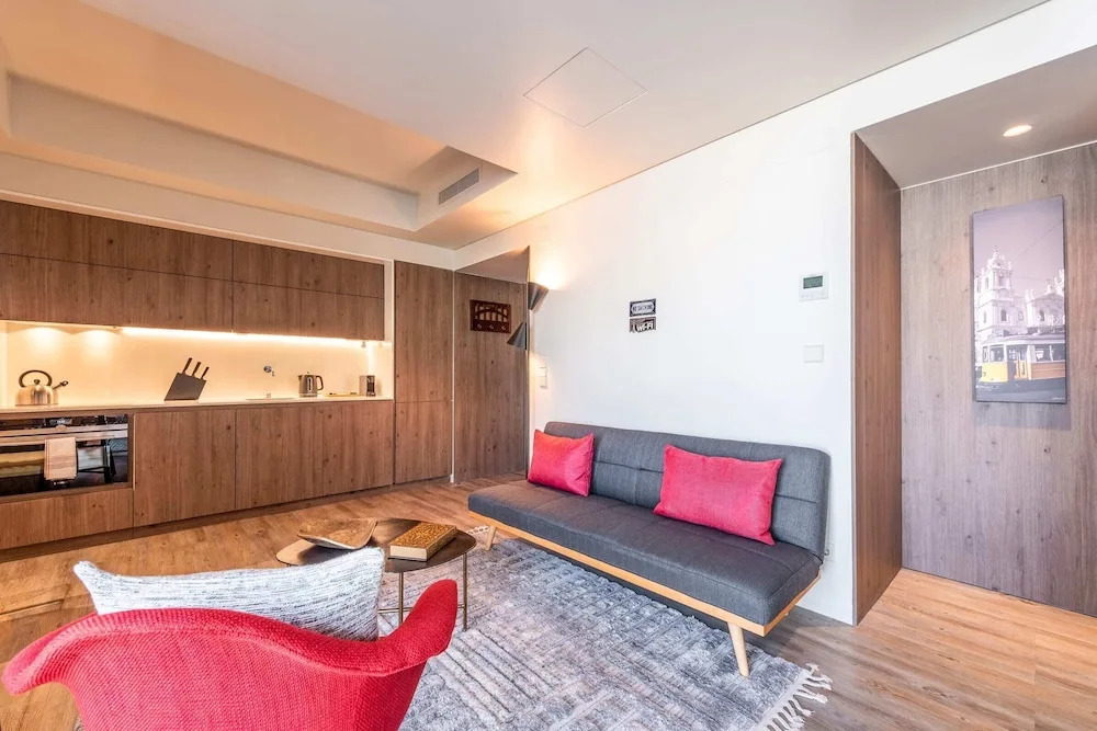 Mid-century Apartment Near Cais do Sodré