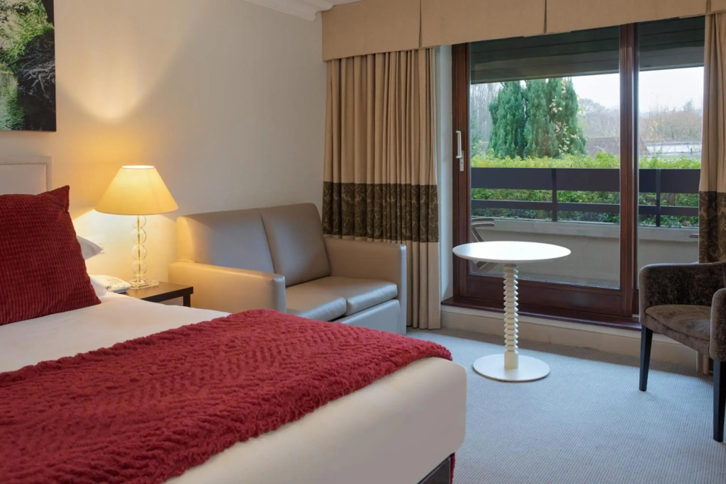 Sunday Box Hill Burford Bridge Hotel