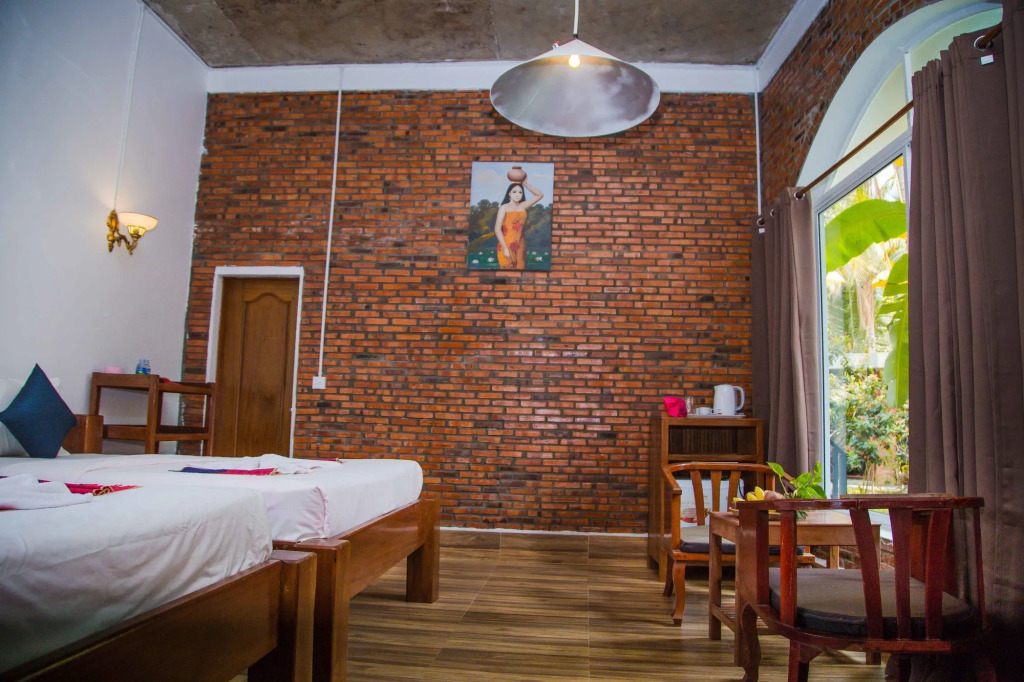 The Coconut House Hotel