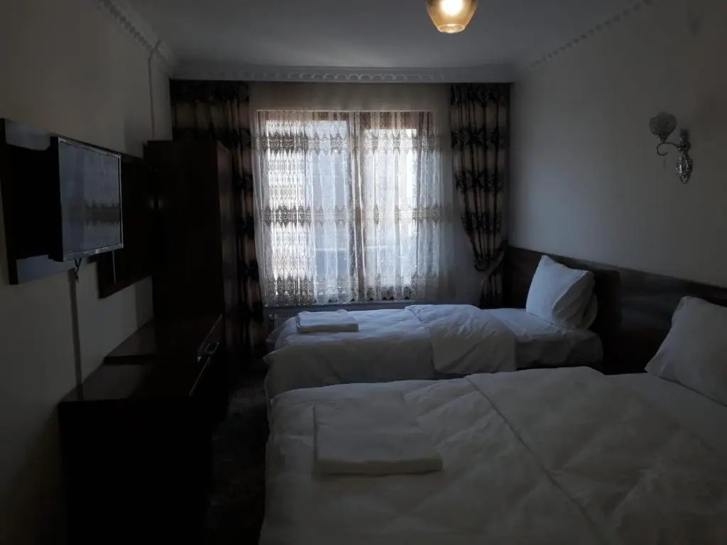 Toprak Hotel