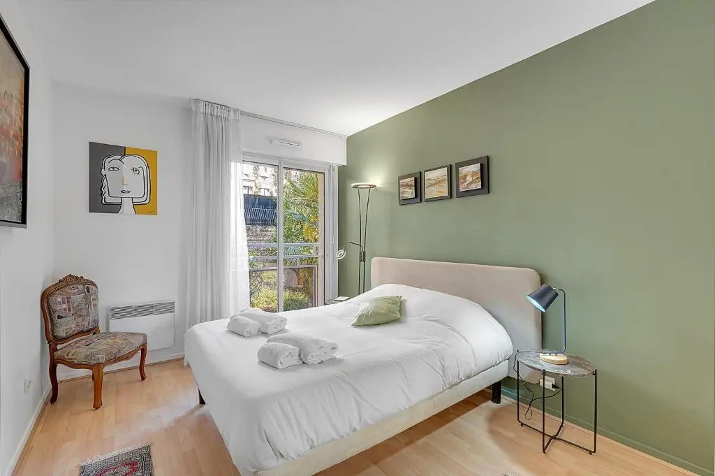 LES JARDINS DE L'OLYMPE - Appartement lumineux de 137m2