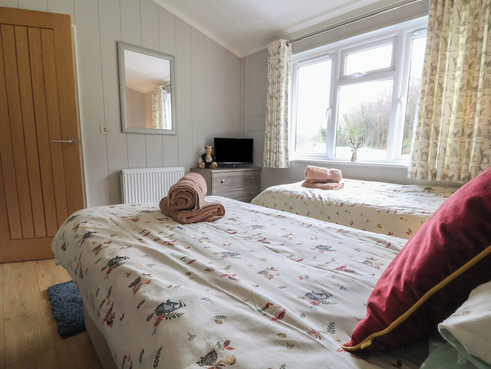 Holly Lodge