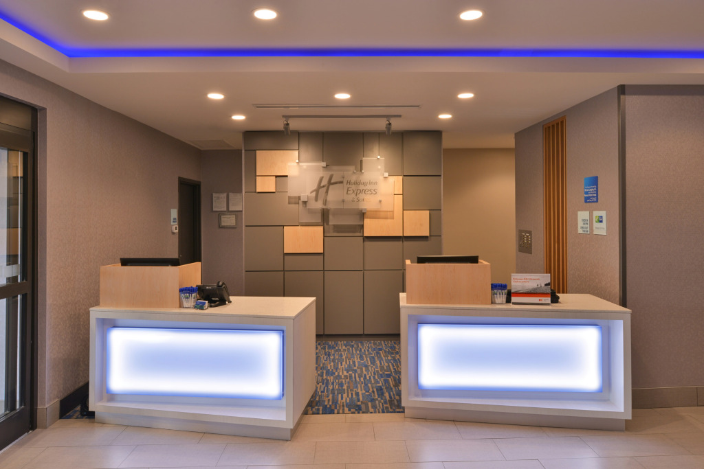 Holiday Inn Express and Suites Bryant - Benton Area by IHG