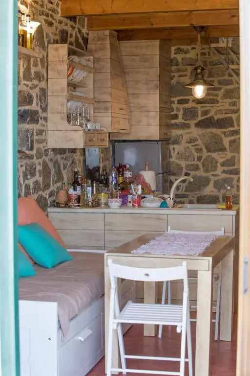 Trahilas House