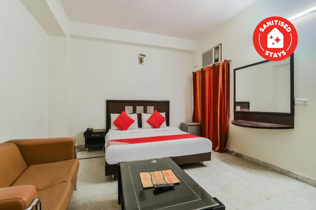 Hotel Mandakini -Near Karol Bagh Metro Station