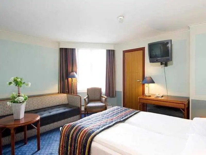 Best Western West Hotel