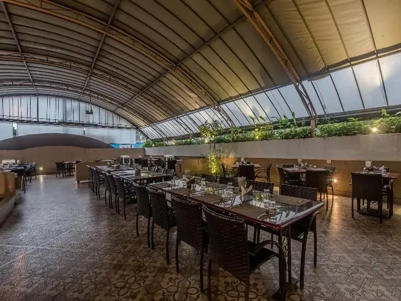 The Maharaja Business Hotel