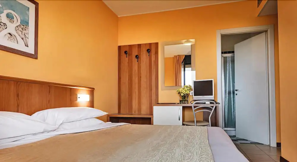 Hotel Leonardo