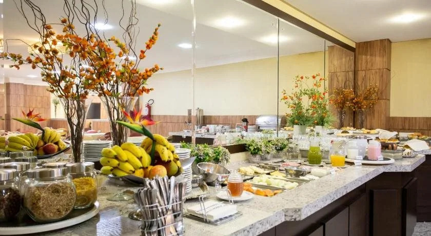 Barbur Center Hotel
