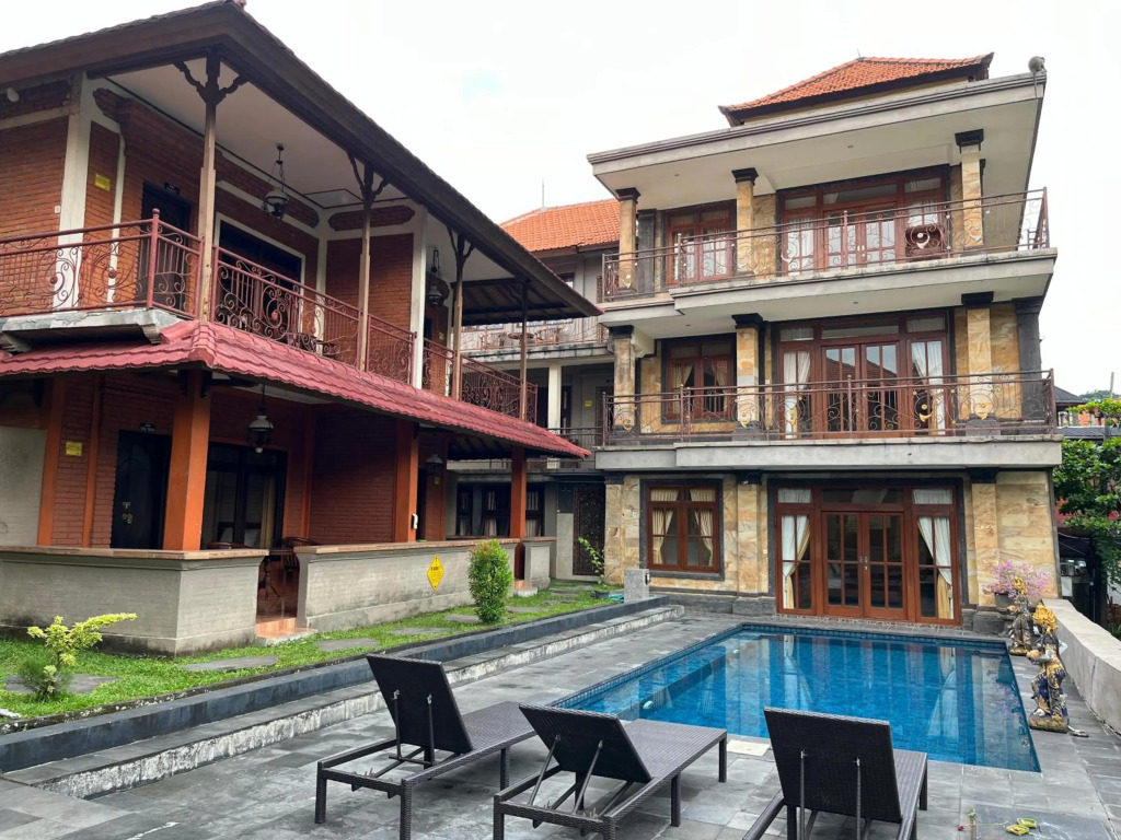 Pande Permai Bungalows