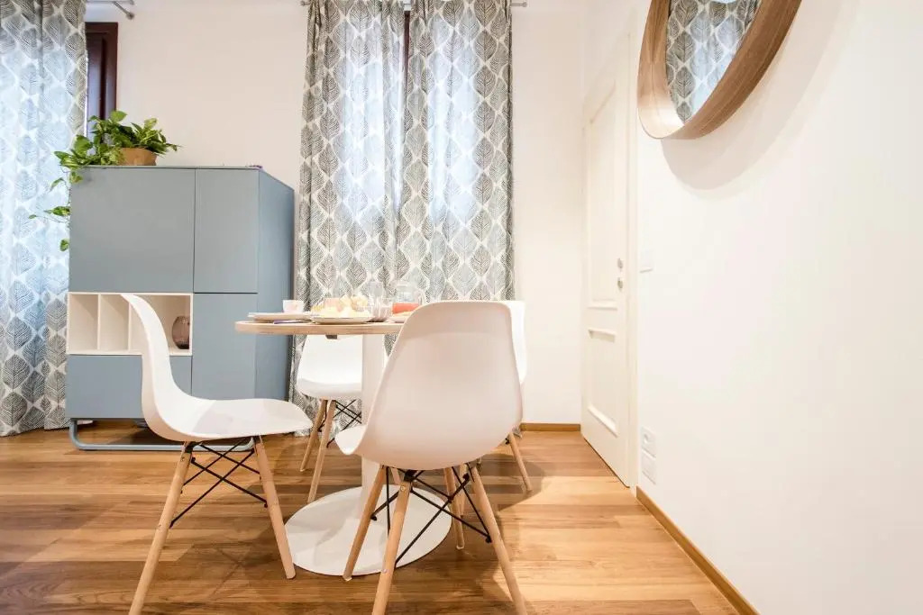 Stemar Apartments