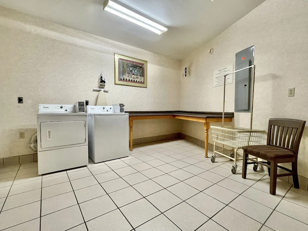Baymont By Wyndham Fort Wayne Northwest