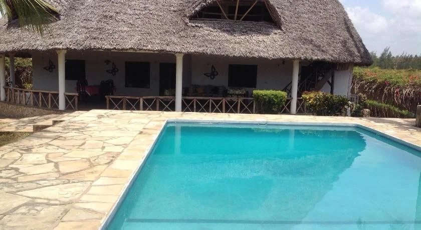Queen K Cottages Watamu At Chrystal Homes
