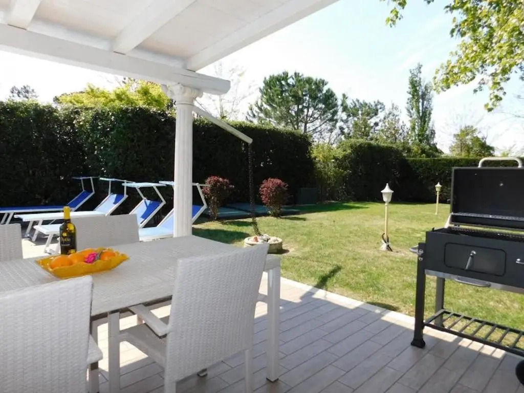 Elegant villa in the idyllic island of Albarella