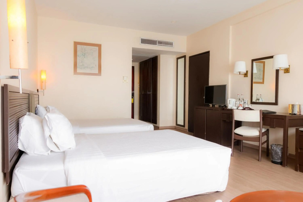 Hotel Cambodiana