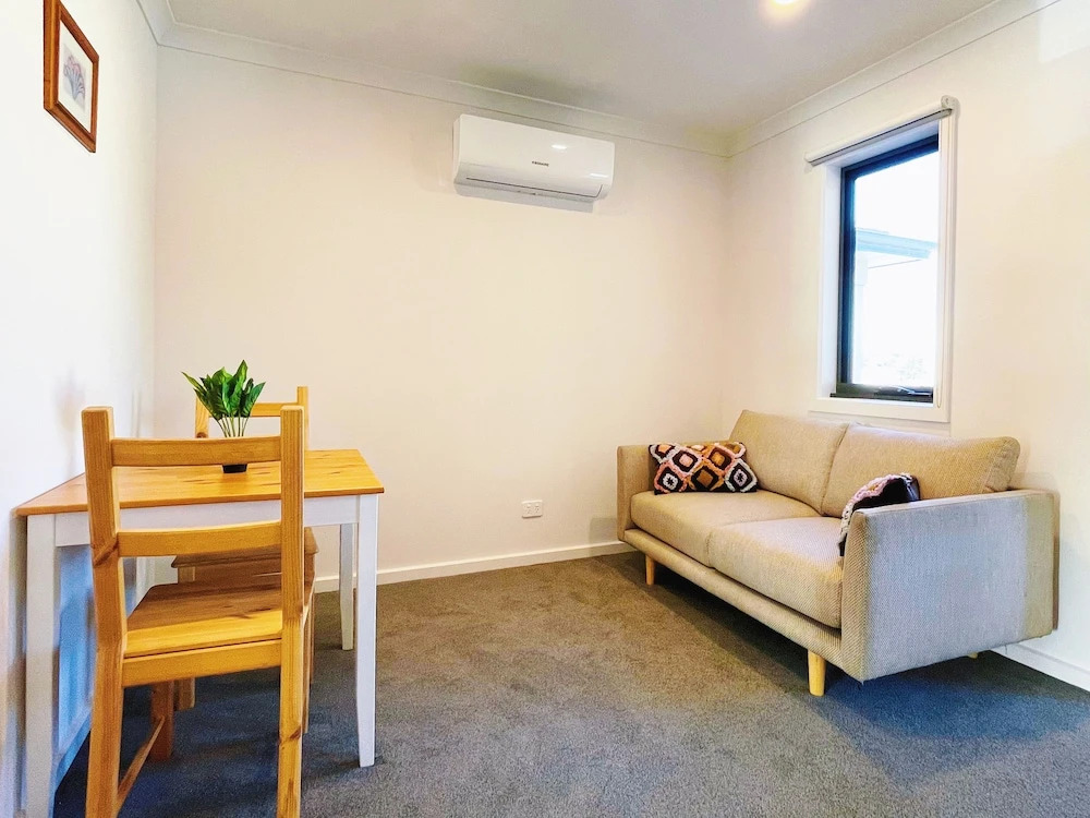 Casey Green Townhouse by GoodLive