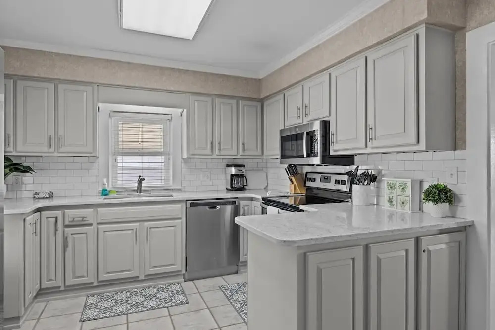 Pollock Cottage 6 Bedroom Home