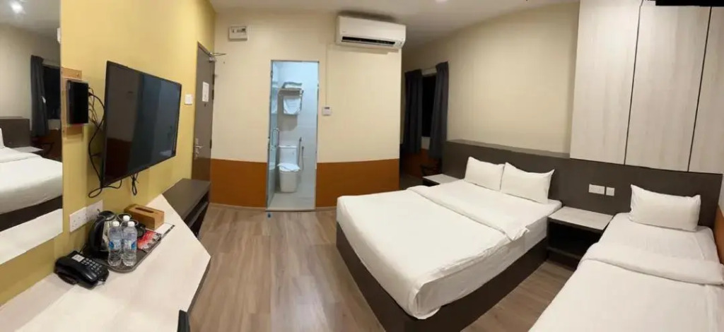 T SQUARE HOTEL