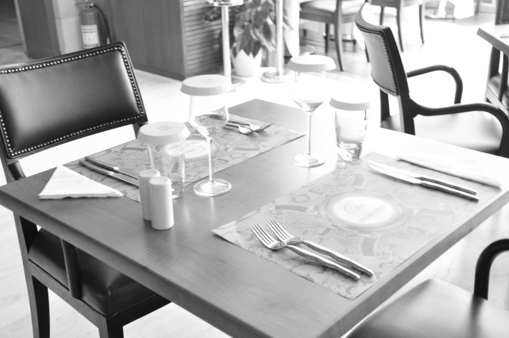 Athenaeum Eridanus Luxury Hotel