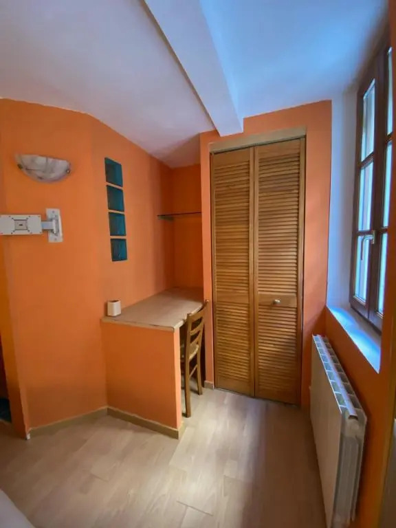 Le Cigalou : T2 en Duplex au centre ville