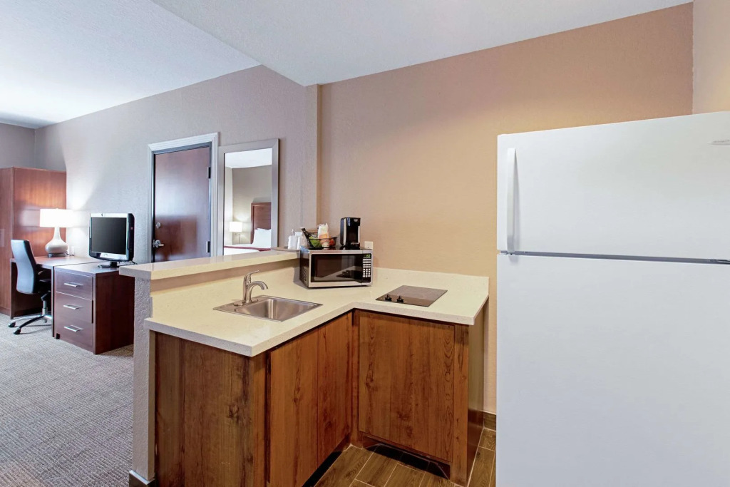 Comfort Inn & Suites Fredericksburg