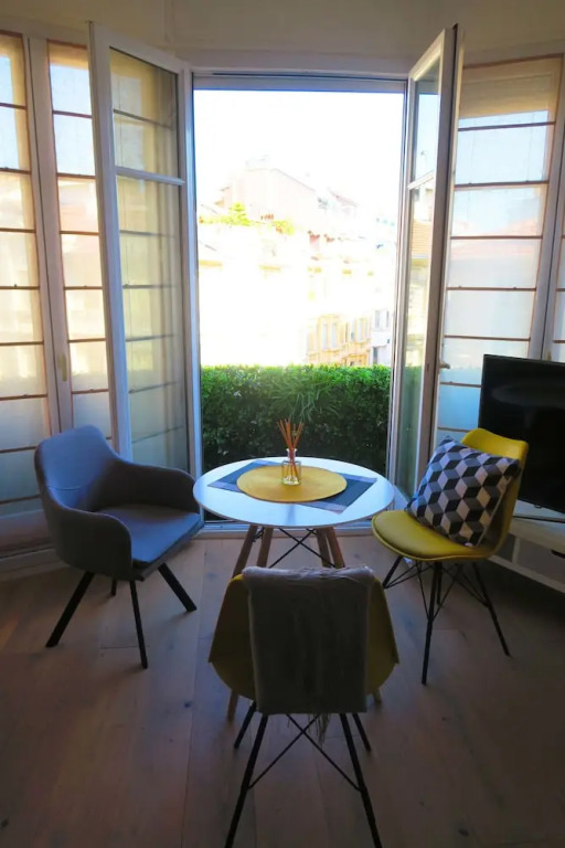 La Rotonde Terrasse by Nestor&Jeeves