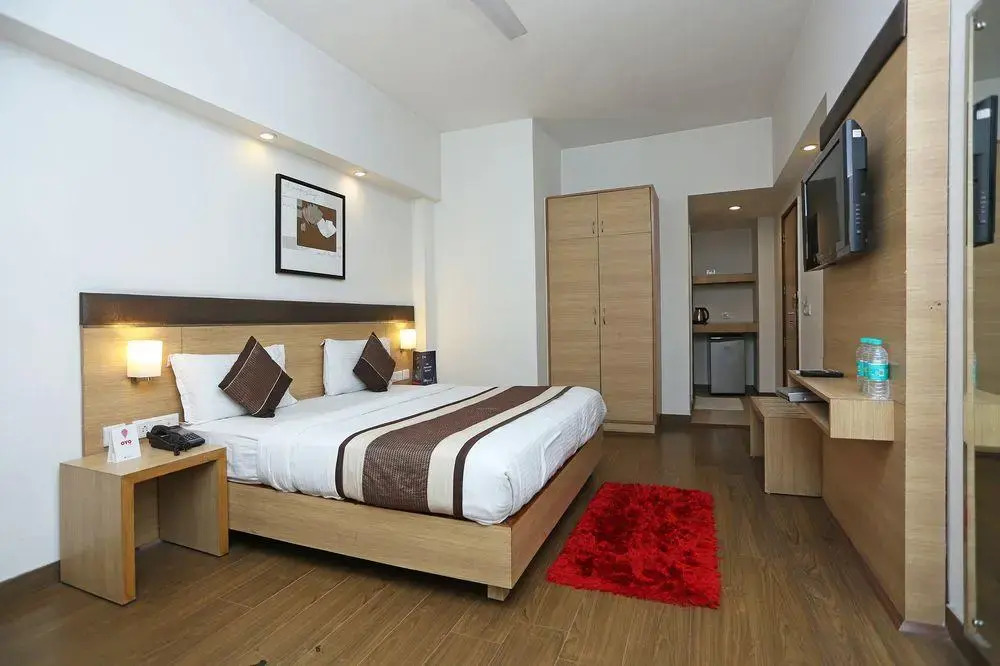 OYO 11326 Hotel Camria