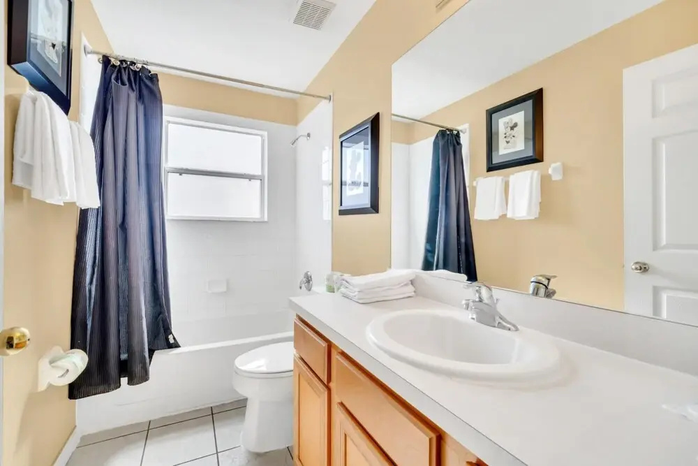 7BR Family Home w PVT Pool Hot Tub Games Room